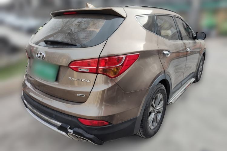 Used Hyundai Santa Fe 2015 2.0T Automatic 4x4 Smart 7-Seater Rear Right 45 Deg