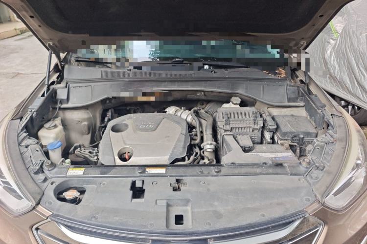Used Hyundai Santa Fe 2015 2.0T Automatic 4x4 Smart 7-Seater Engine Bay