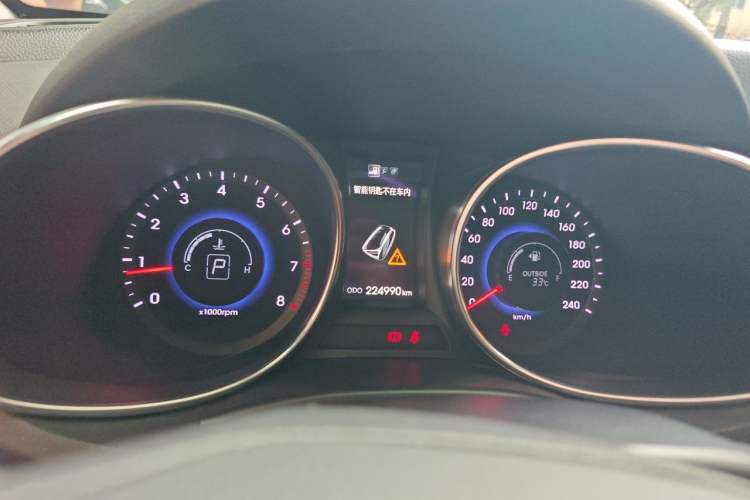 Used Hyundai Santa Fe 2015 2.0T Automatic 4x4 Smart 7-Seater Instrument Cluster