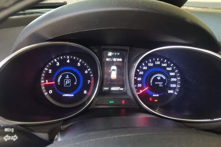 Used Hyundai Santa Fe 2015 2.0T Automatic 4x4 Top-Grade 7-Seater Instrument Cluster