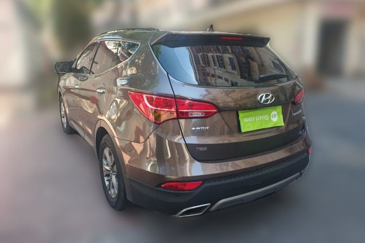 Used Hyundai Santa Fe 2015 2.0T Automatic Two-Wheel Drive Smart Version 5 Seats Rear Left 45 Deg