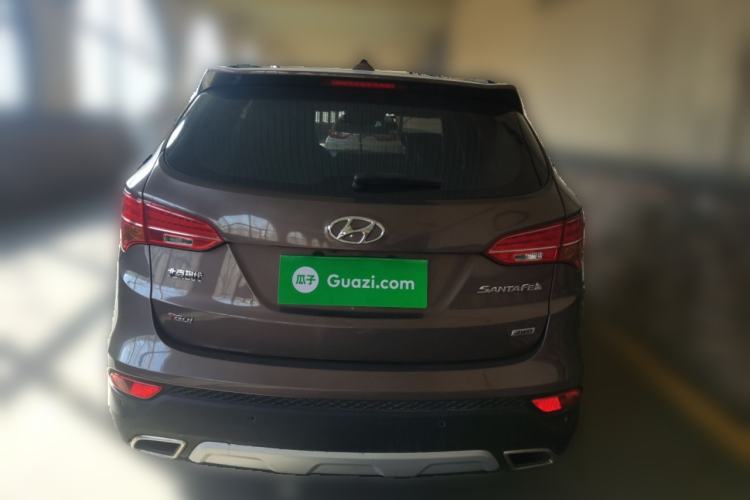 Used Hyundai Santa Fe 2015 2.0T Automatic 4x4 Top-Grade 7-Seater Rear
