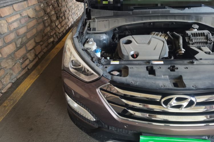 Used Hyundai Santa Fe 2015 2.0T Automatic 4x4 Top-Grade 7-Seater Right Front Headlight