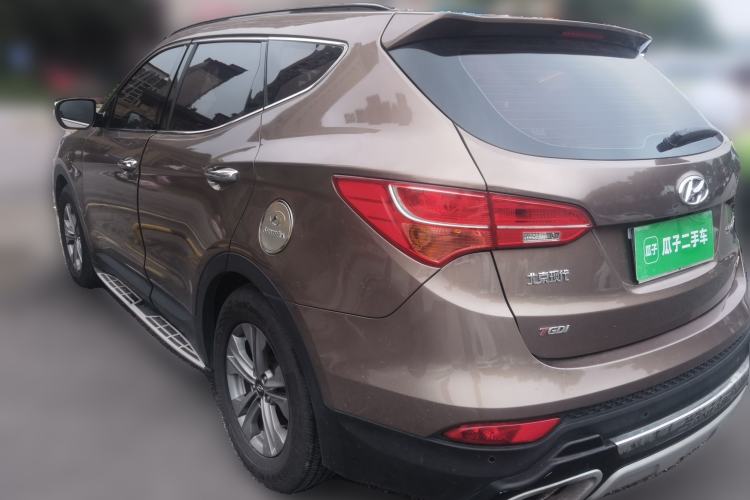 Used Hyundai Santa Fe 2015 2.0T Automatic 4x4 Smart 7-Seater Rear Left 45 Deg