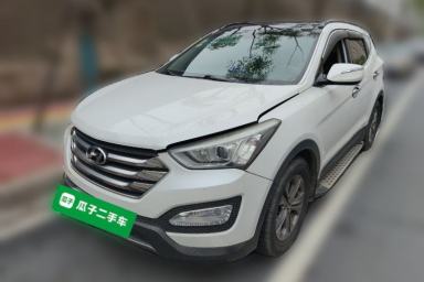 Used Hyundai Santa Fe 2015 2.0T Automatic Two-Wheel Drive Smart Version 5 Seats
