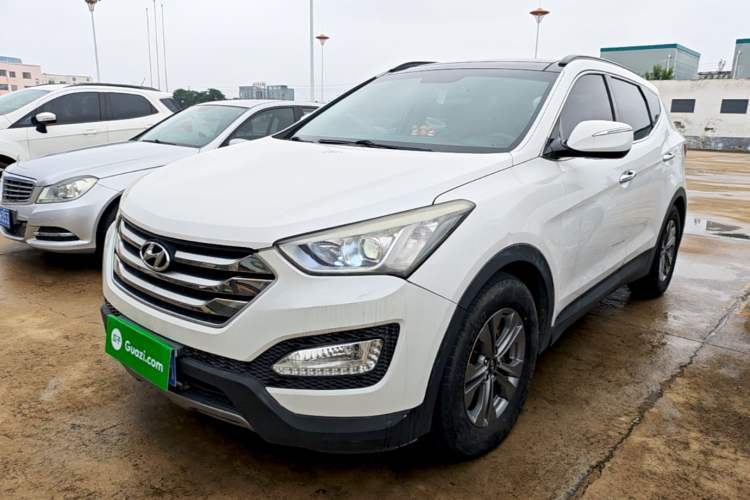 Used Hyundai Santa Fe 2015 2.0T Automatic Two-Wheel Drive Smart Version 5 Seats Guazi used car, China used car export, Used car for sale, Used  cars, Cheapest cars for sale