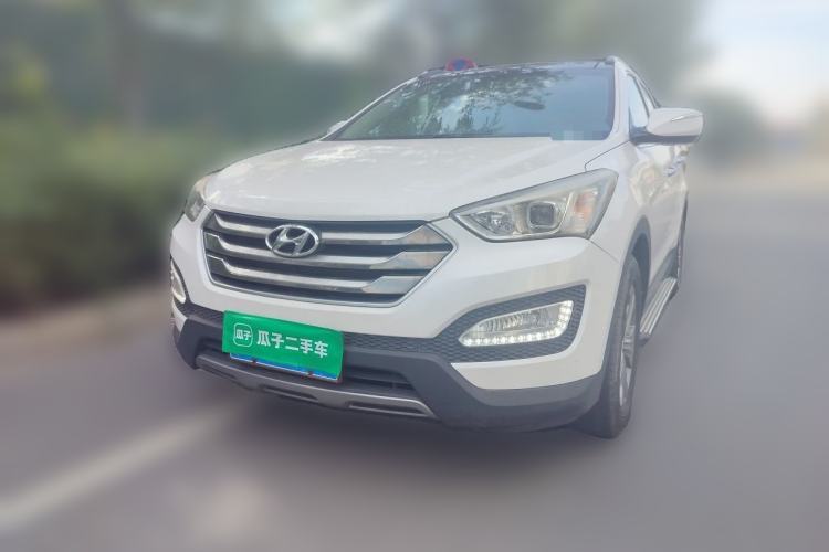 Used Hyundai Santa Fe 2015 2.4L Automatic Two-Wheel Drive Smart Version 5 Seats Guazi used car, China used car export, Used car for sale, Used  cars, Cheapest cars for sale