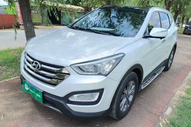 Used Hyundai Santa Fe 2015 2.0T Automatic 4x4 Smart 7-Seater
