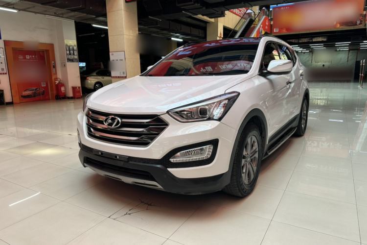 Ojetý Hyundai Santa Fe 2015 2.0T Automatic 4x4 Smart 7-Seater Guazi used car, China used car export, Used car for sale, Used cars, Cheapest cars for sale