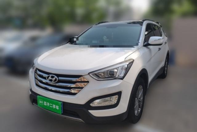 Used Hyundai Santa Fe 2015 2.4L Automatic All-Wheel Drive Smart Version 5 Seats