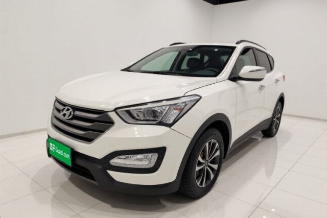 Ojetý Hyundai Santa Fe 2015 2.0T Automatic 4x4 Smart 7-Seater