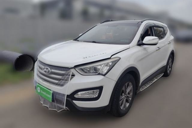 Used Hyundai Santa Fe 2015 2.0T Automatic Two-Wheel Drive Smart Version 5 Seats