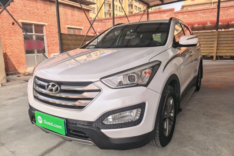 Used Hyundai Santa Fe 2015 2.4L Automatic Two-Wheel Drive Comfort Edition 5 Seats Guazi used car, China used car export, Used car for sale, Used  cars, Cheapest cars for sale