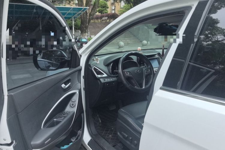 Used Hyundai Santa Fe 2015 2.0T Automatic All-Wheel Drive Smart Version 5 Seats Driver Seat