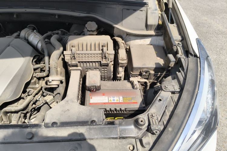 Used Hyundai Santa Fe 2015 2.0T Automatic 4x4 Smart 7-Seater Engine Bay Left