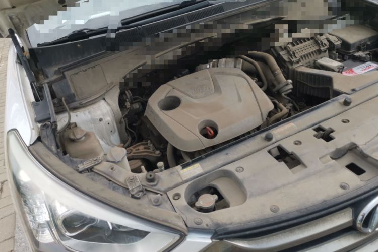 Used Hyundai Santa Fe 2015 2.0T Automatic 4x4 Smart 7-Seater Engine Bay Right
