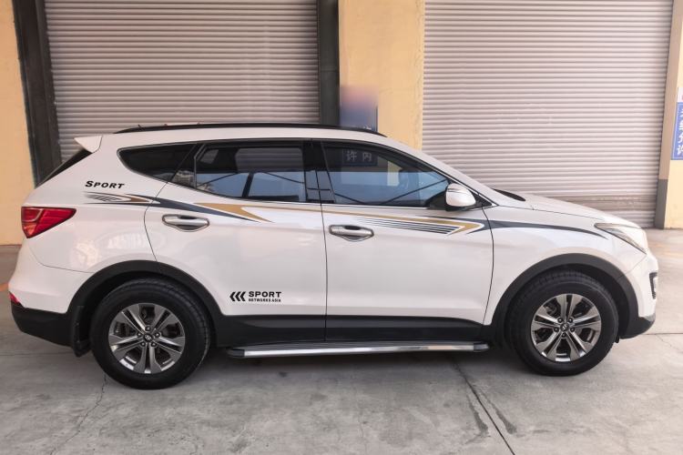 Used Hyundai Santa Fe 2015 2.4L Automatic Two-Wheel Drive Comfort Edition 5 Seats Exterior 1
