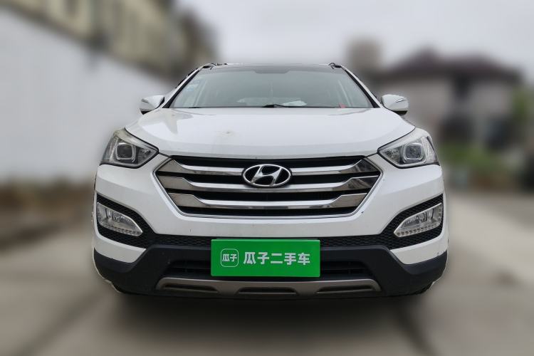 Used Hyundai Santa Fe 2015 2.0T Automatic Two-Wheel Drive Smart Version 5 Seats Exterior 1