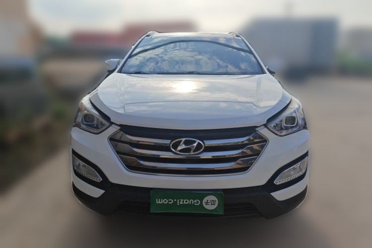 Used Hyundai Santa Fe 2015 2.0T Automatic Two-Wheel Drive Smart Version 5 Seats Front