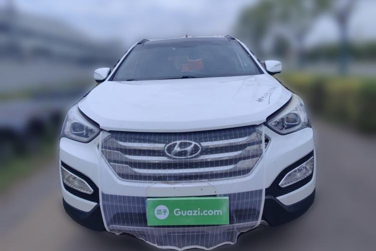 Used Hyundai Santa Fe 2015 2.0T Automatic Two-Wheel Drive Smart Version 5 Seats Front