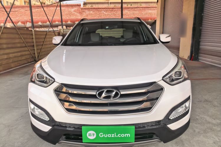 Used Hyundai Santa Fe 2015 2.4L Automatic Two-Wheel Drive Comfort Edition 5 Seats Front