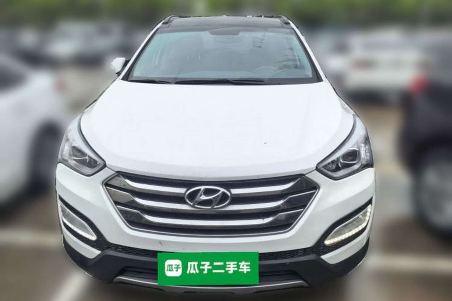 Used Hyundai Santa Fe 2015 2.0T Automatic 4x4 Smart 7-Seater Front