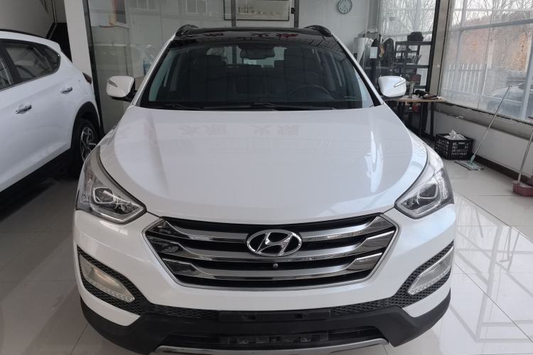 Used Hyundai Santa Fe 2015 2.0T Automatic All-Wheel Drive Smart Version 5 Seats Front