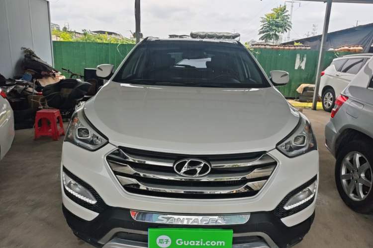 Used Hyundai Santa Fe 2015 2.0T Automatic Two-Wheel Drive Smart Version 5 Seats Front