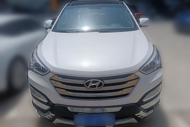 Used Hyundai Santa Fe 2015 2.0T Automatic Two-Wheel Drive Smart Version 5 Seats Front