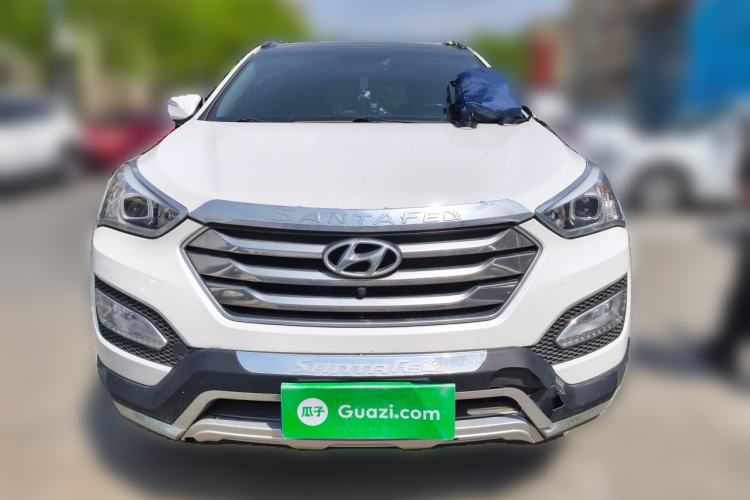 Used Hyundai Santa Fe 2015 2.0T Automatic 4x4 Smart 7-Seater Front