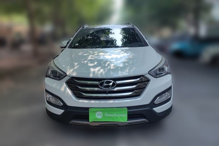 Used Hyundai Santa Fe 2015 2.0T Automatic Two-Wheel Drive Smart Version 5 Seats Front