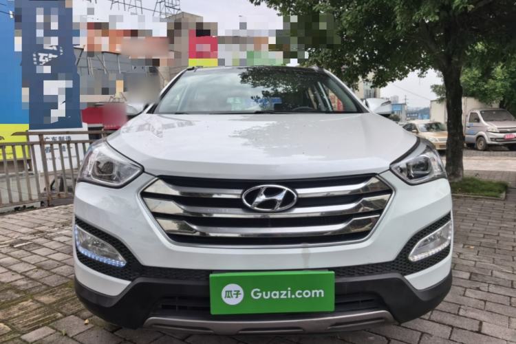 Used Hyundai Santa Fe 2015 2.0T Automatic Two-Wheel Drive Smart Version 5 Seats Front