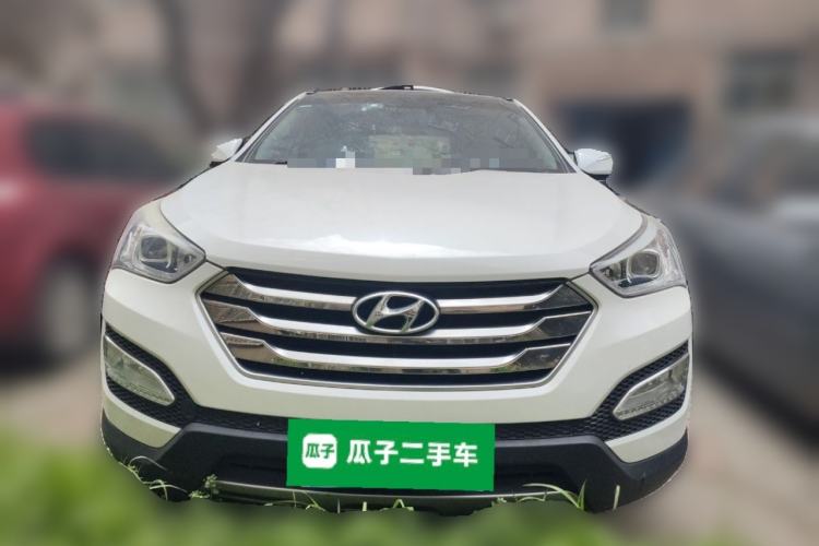 Used Hyundai Santa Fe 2015 2.0T Automatic Two-Wheel Drive Smart Version 5 Seats Front