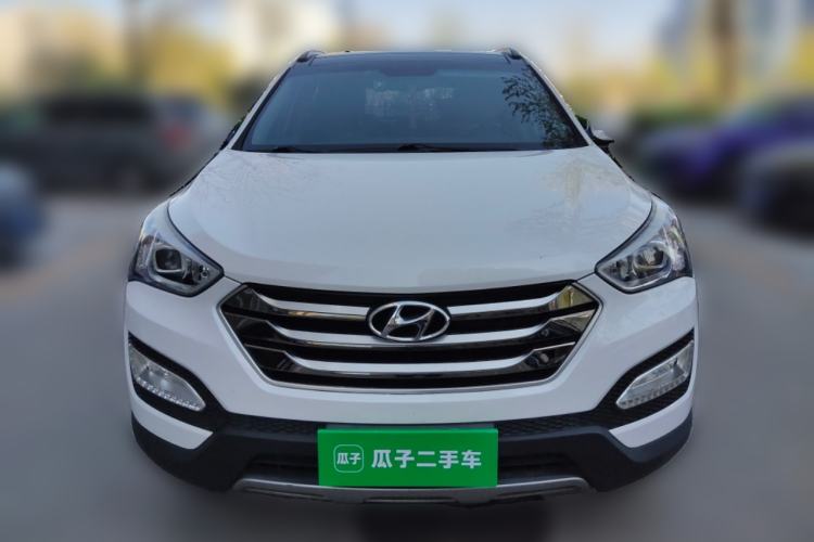 Used Hyundai Santa Fe 2015 2.0T Automatic Two-Wheel Drive Smart Version 5 Seats Front
