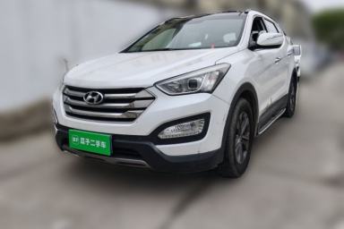 Used Hyundai Santa Fe 2015 2.0T Automatic Two-Wheel Drive Smart Version 5 Seats