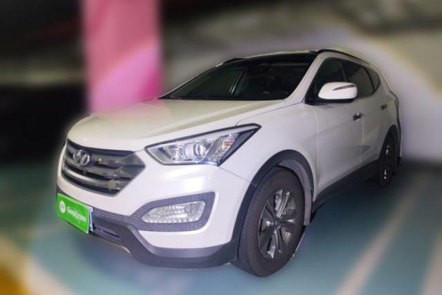 Used Hyundai Santa Fe 2015 2.0T Automatic Two-Wheel Drive Smart Version 5 Seats