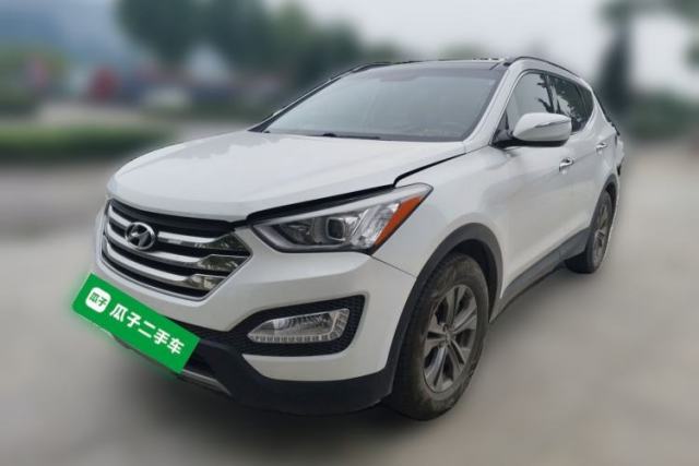 Used Hyundai Santa Fe 2015 2.4L Automatic All-Wheel Drive Smart Version 5 Seats