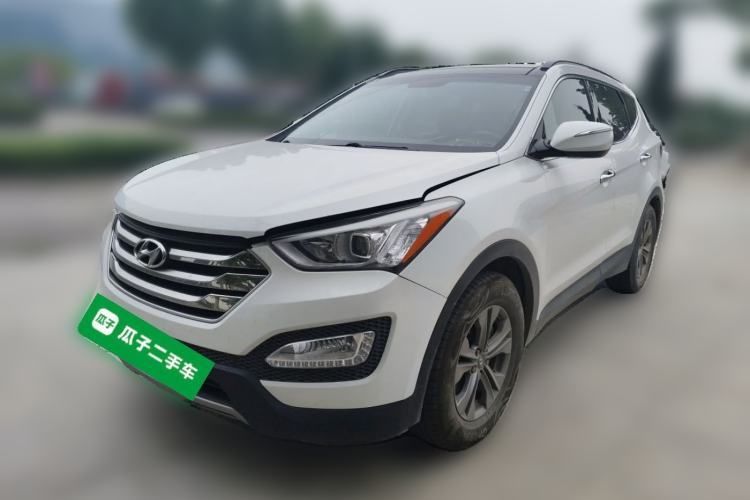 Used Hyundai Santa Fe 2015 2.4L Automatic All-Wheel Drive Smart Version 5 Seats Guazi used car, China used car export, Used car for sale, Used Hyundai cars, Cheapest cars for sale