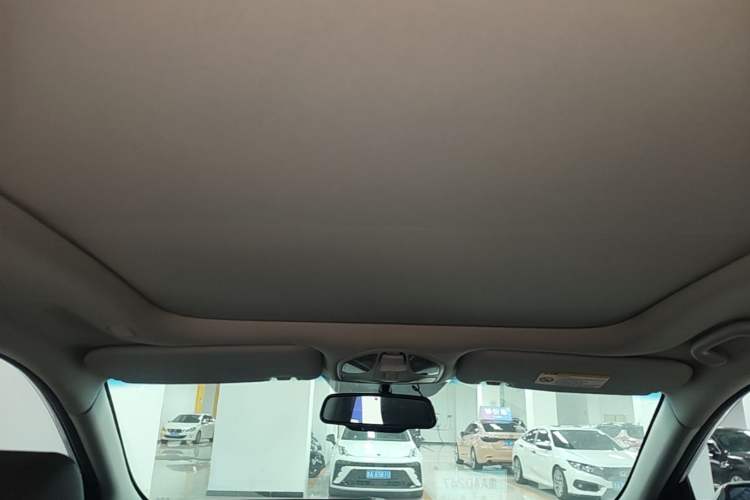 Used Hyundai Santa Fe 2015 2.0T Automatic All-Wheel Drive Smart Version 5 Seats Headliner