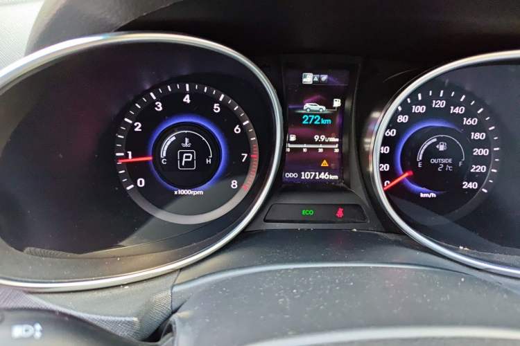 Used Hyundai Santa Fe 2015 2.0T Automatic 4x4 Smart 7-Seater Instrument Cluster