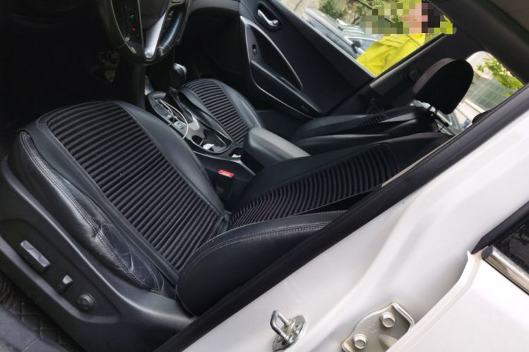 Used Hyundai Santa Fe 2015 2.0T Automatic Two-Wheel Drive Smart Version 5 Seats Left Front Seat