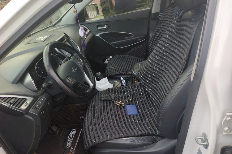 Used Hyundai Santa Fe 2015 2.0T Automatic 4x4 Smart 7-Seater Left Front Seat