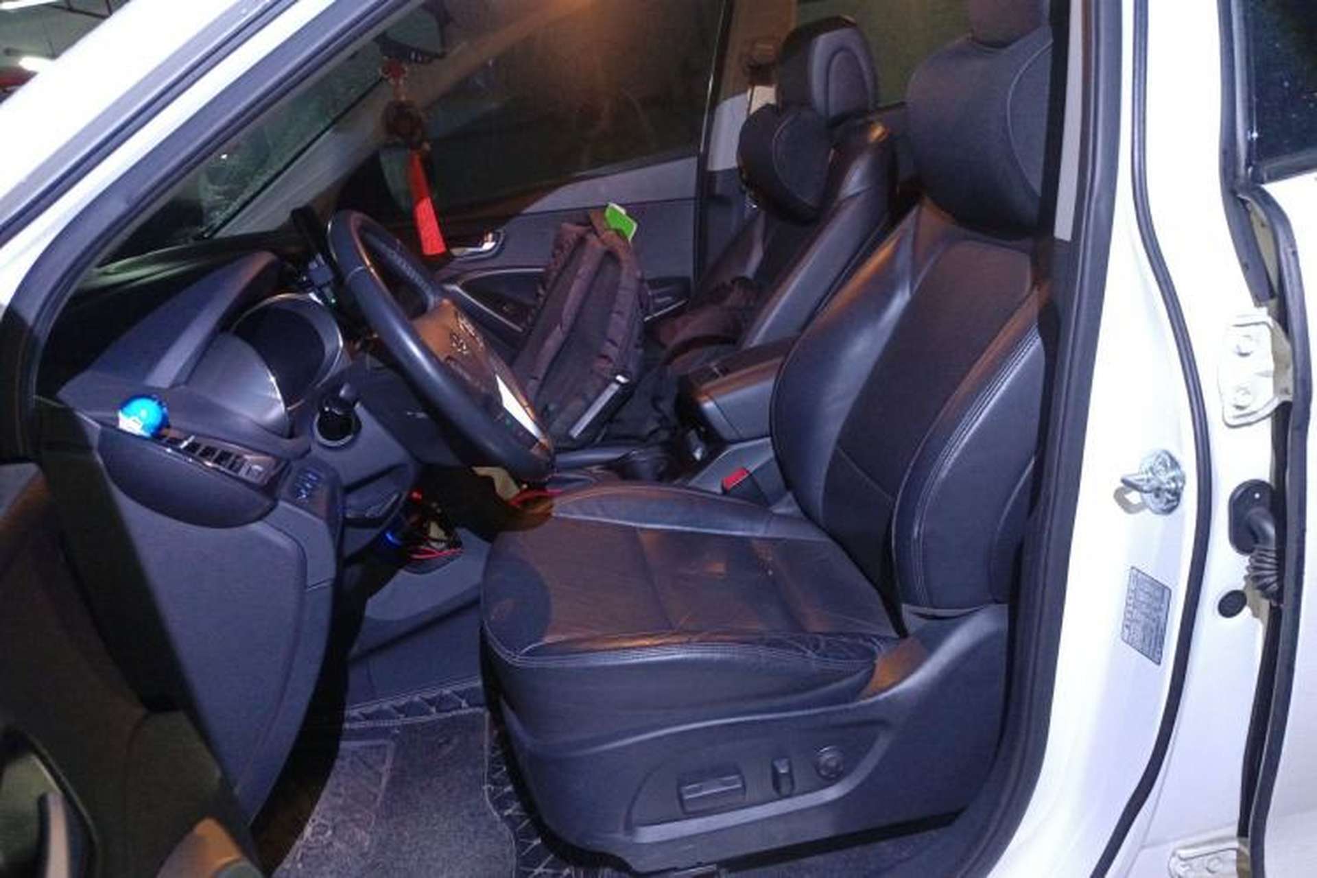 Used Hyundai Santa Fe 2015 2.0T Automatic 4x4 Smart 7-Seater Left Front Seat