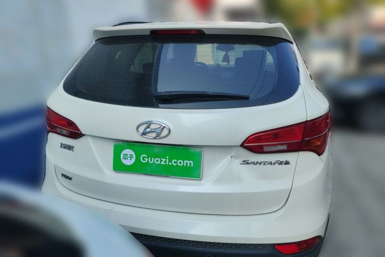 Used Hyundai Santa Fe 2015 2.0T Automatic Two-Wheel Drive Smart Version 5 Seats Rear
