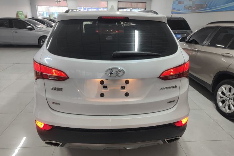 Used Hyundai Santa Fe 2015 2.0T Automatic All-Wheel Drive Smart Version 5 Seats Rear