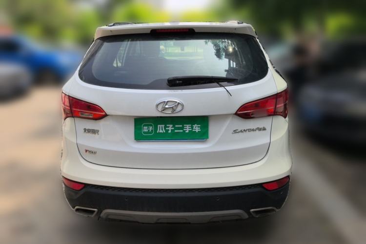 Used Hyundai Santa Fe 2015 2.0T Automatic Two-Wheel Drive Smart Version 5 Seats Rear