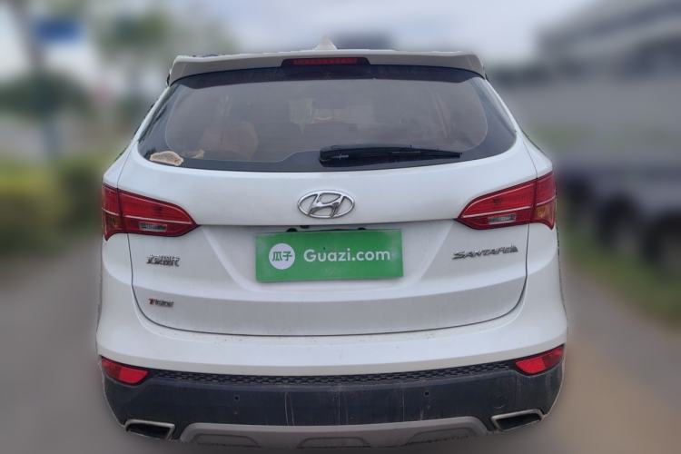 Used Hyundai Santa Fe 2015 2.0T Automatic Two-Wheel Drive Smart Version 5 Seats Rear