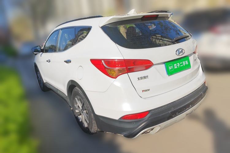 Used Hyundai Santa Fe 2015 2.0T Automatic Two-Wheel Drive Smart Version 5 Seats Rear Left 45 Deg