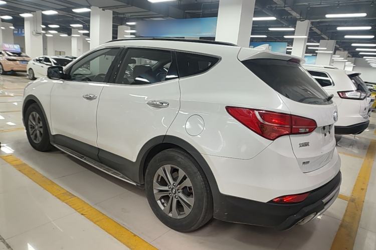 Used Hyundai Santa Fe 2015 2.0T Automatic All-Wheel Drive Smart Version 5 Seats Rear Left 45 Deg