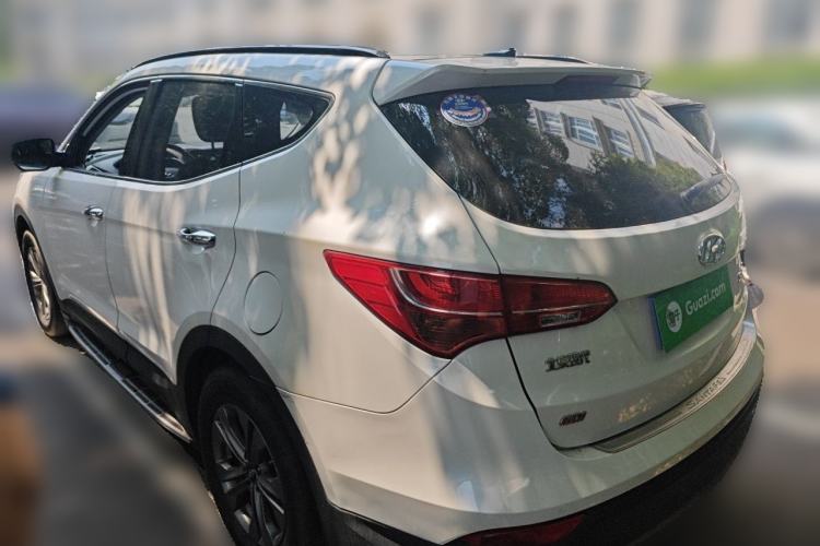 Used Hyundai Santa Fe 2015 2.4L Automatic Two-Wheel Drive Smart Version 5 Seats Rear Left 45 Deg